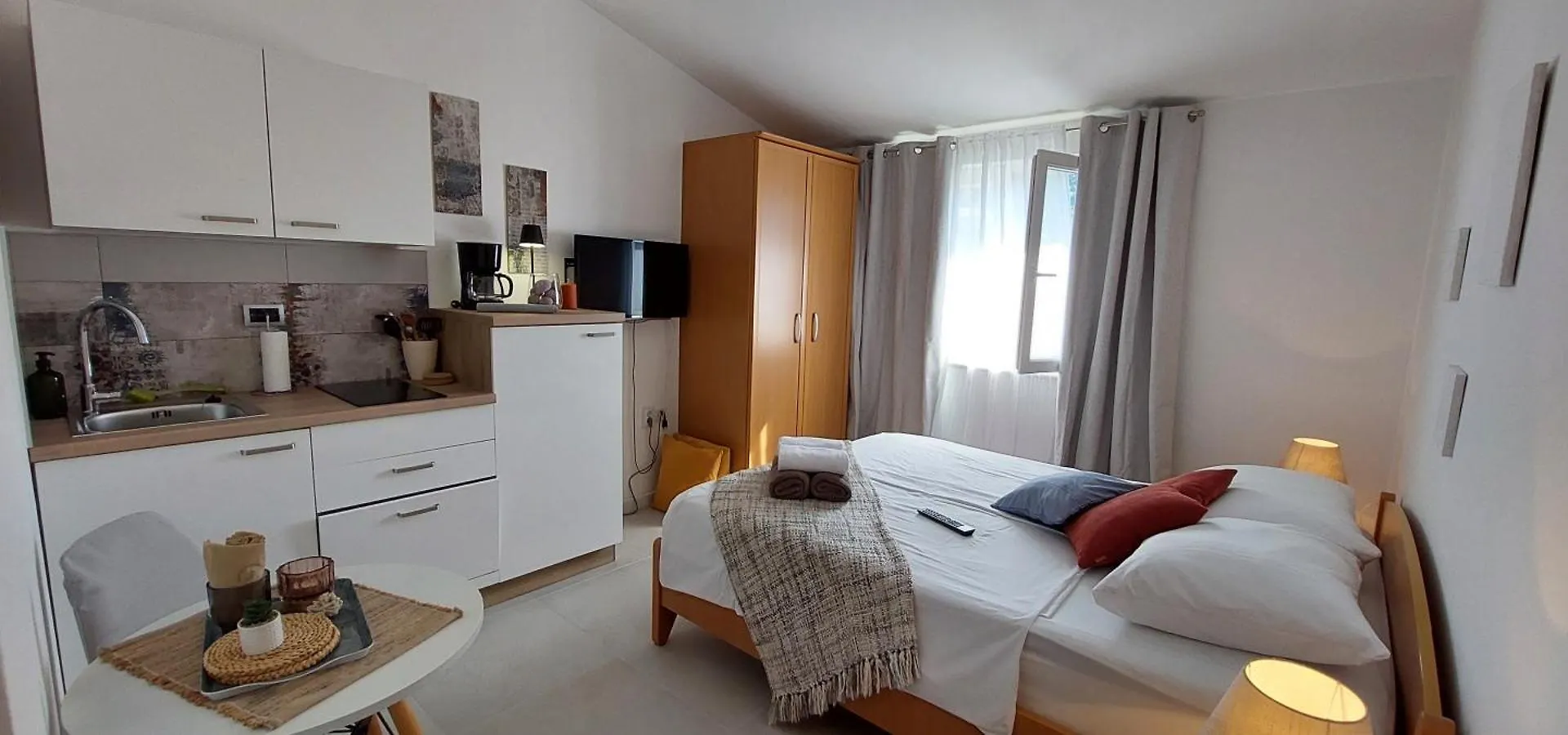 Apartments Leon 2 Banjol